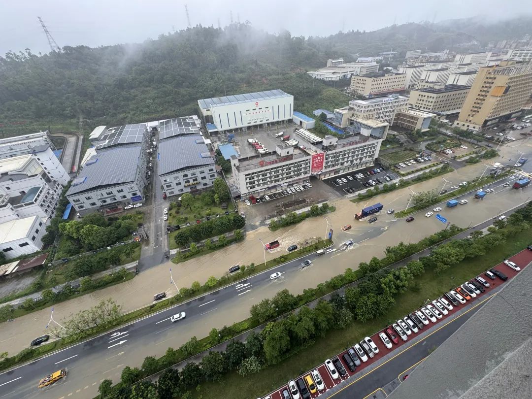 雨雨雨雨雨，市區(qū)積水點(最新匯總)，注意繞行→